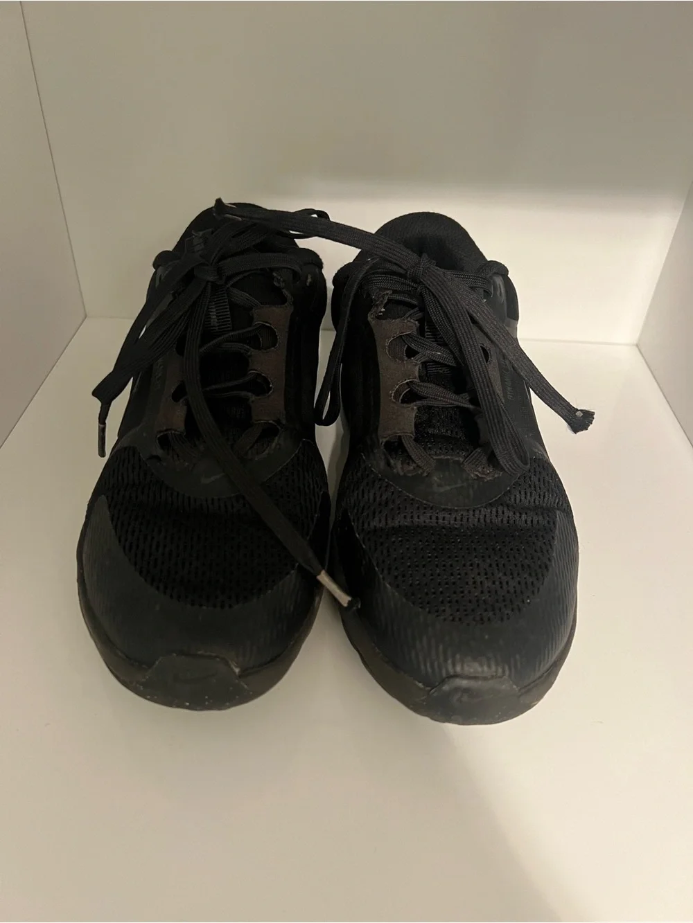Nike Downshifter 9 Black Running Shoes 4.5y